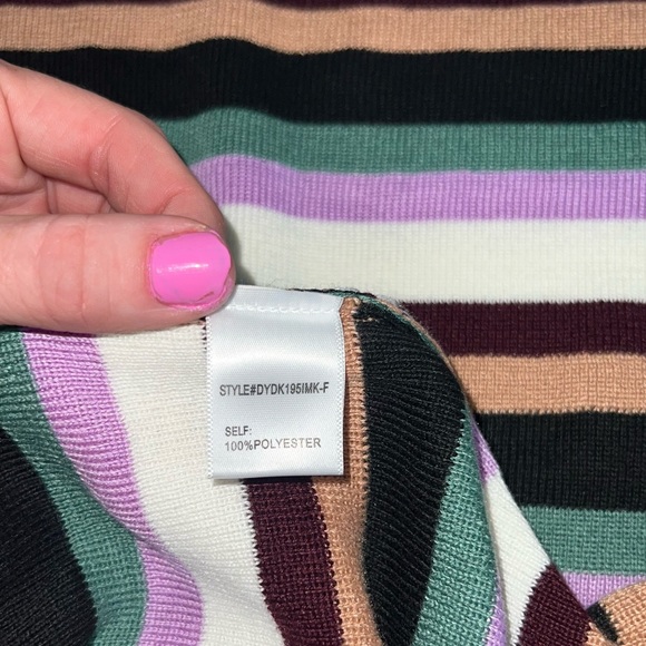 𝐍𝐖𝐓 𝐒𝐌𝐀𝐋𝐋 𝐒𝐓𝐑𝐈𝐏𝐄𝐃 𝐊𝐍𝐈𝐓 𝐌𝐈𝐍𝐈 𝐃𝐑𝐄𝐒𝐒 - Picture 4 of 13